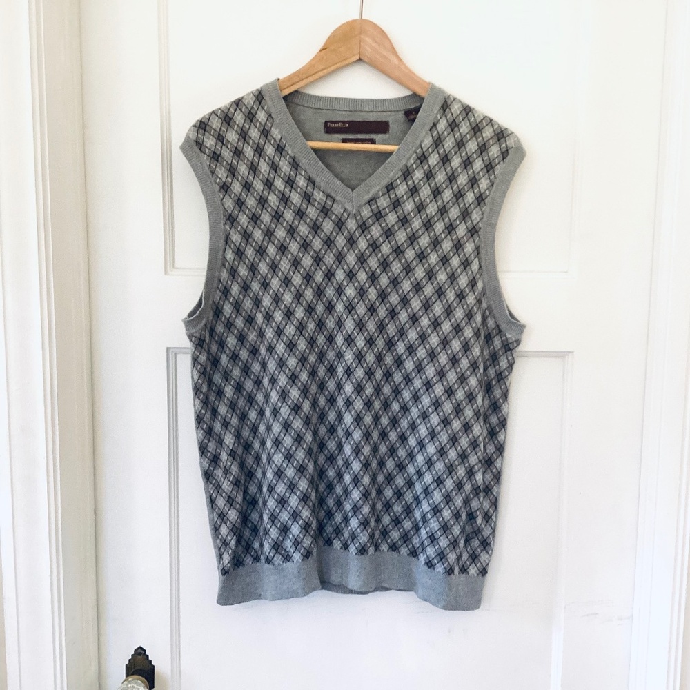 Perry Ellis Gray Pattern V-Neck Sweater Vest men’s size S Argyle Pima cotton